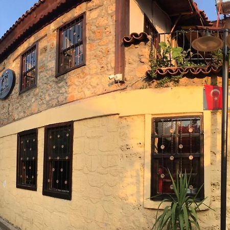 Grand Friends Bed and Breakfast Antalia Esterno foto